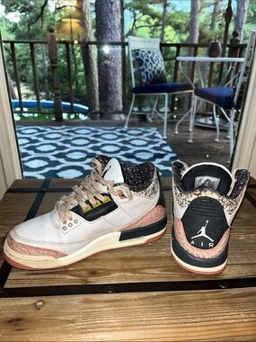 Nike Jordan Kids White & Pink Retro 3 Low Sneakers
